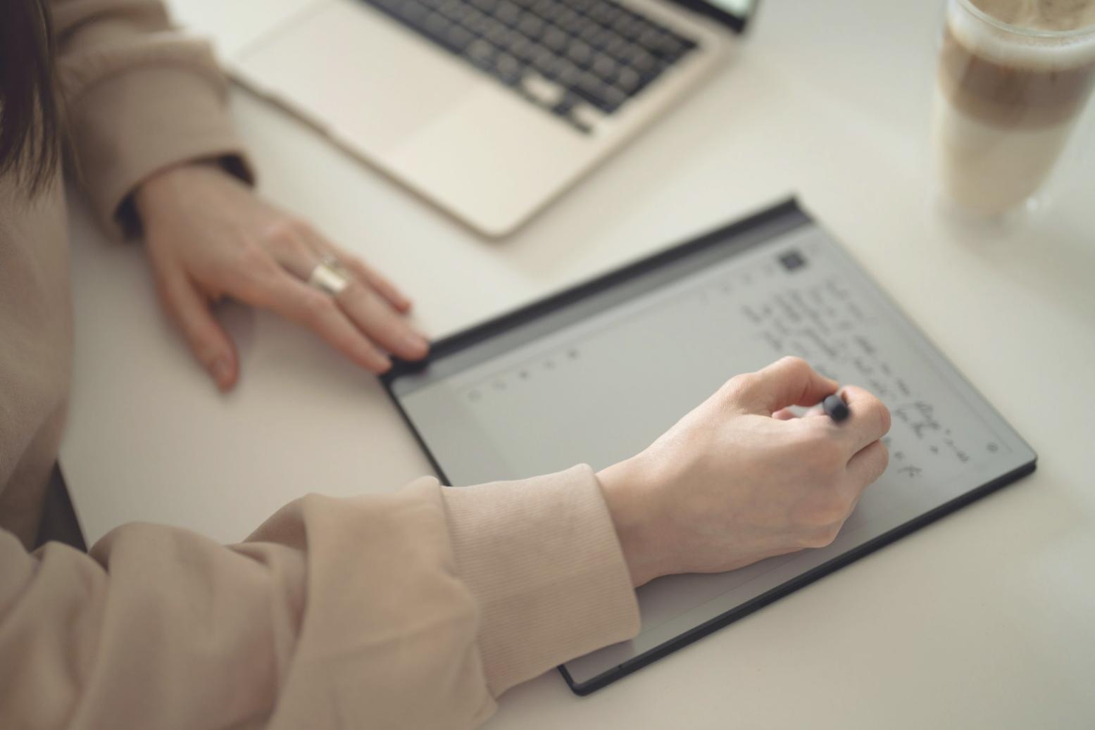 Early workspace where Howtomanual was developed